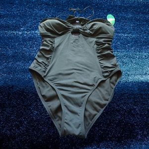 MYNAH NAVY BLUE ONE PIECE HALTER SWIMSUIT SIZE M